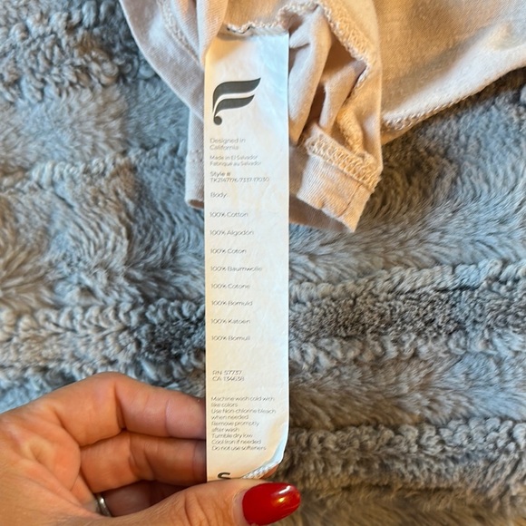 Fabletics women’s tank top - Picture 4 of 6